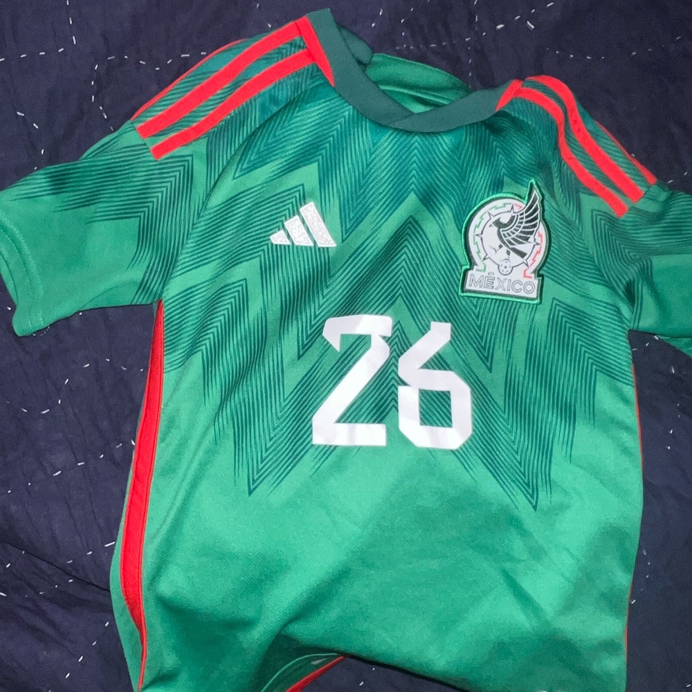 MEXICO SOCCER JERSEY (KEVIN ALVAREZ)
